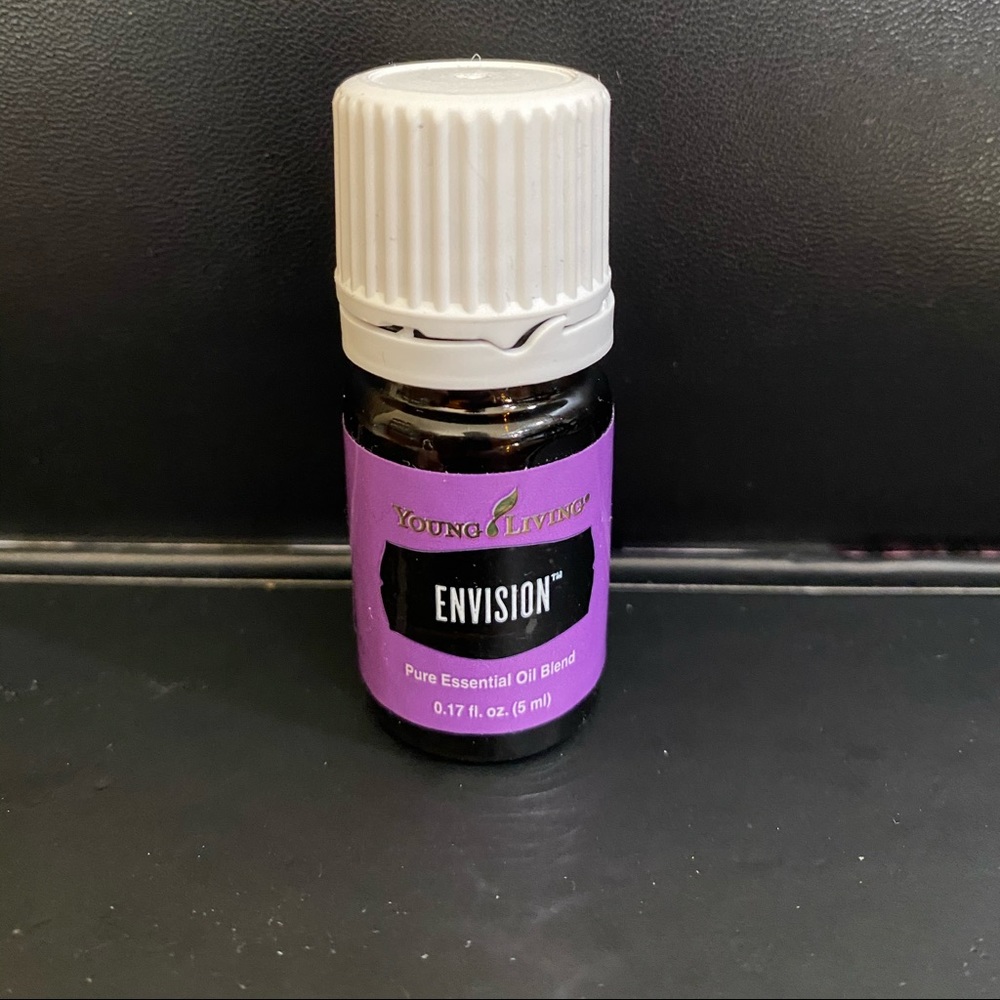 NEW Envision Young Living Oil 5ml